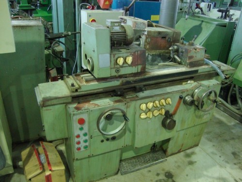 Cylindrical Grinding Machine TOS BHU 25 /600 photo on Industry-Pilot