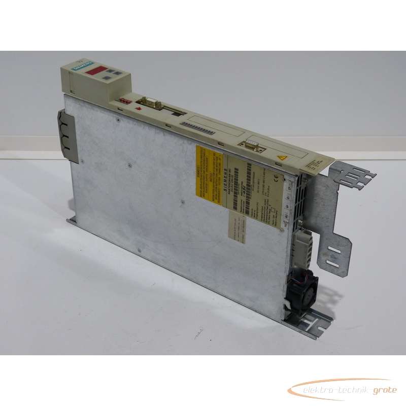 Серводвигатель Siemens 6SE7012-0TP50 DC-AC Drive S.-Nr. RFUM12547500028 фото на Industry-Pilot