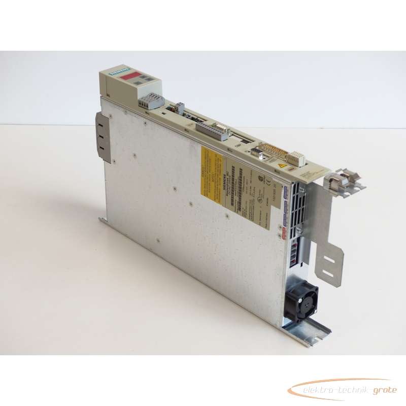 Servomotor Siemens 6SE7012-0TP50 - Z Wechselrichtergerät E Stand C SN:F2R80447500065 photo on Industry-Pilot