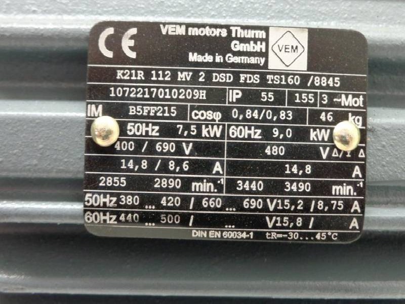 Three-phase servo motor VEM K21R 112 MV 2 DSD FDS TS160 /8845 ( K21R112MV2DSDFDSTS160/8845 ) 1072217010209H Wellendurchmesser: Ø 38 mm Flansch: Ø 250 mm Neu  photo on Industry-Pilot