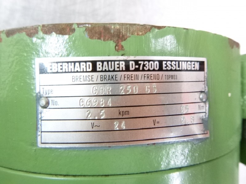 Gear motor Getriebemotor mit Bremse BAUER D2A12FG5-117/309-W IP65 Bremse: GBR 250 GS gebraucht, Bremse anmontiert ! photo on Industry-Pilot