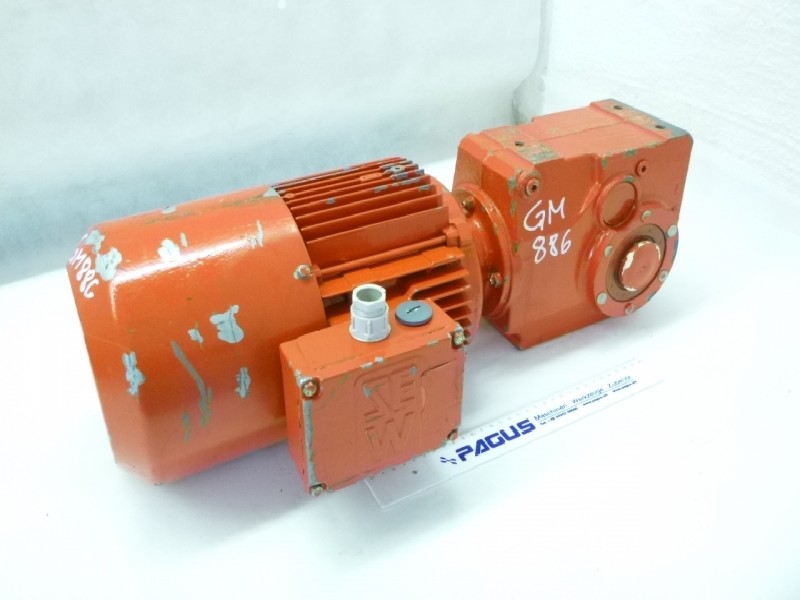 Gear motor SEW KA46 DT90S-4BM ( KA46DT90S-4BM ) Hohlwellendurchmesser: Ø 35 mm gebraucht ! photo on Industry-Pilot