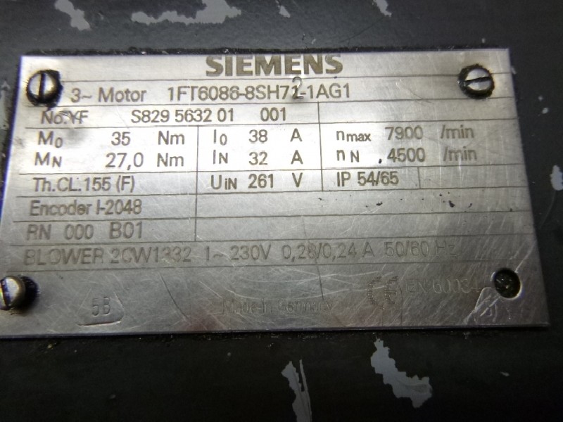 Серводвигатели SIEMENS 1FT6086 - 8SH72 - 1AG1 ( 1FT60868SH721AG1 ) Welle: Ø 32 mm Fremdlüfter: 2CW1332 Ersatzteil u.a. für Bearbeitungszentrum HECKERTCWK400D ! gebraucht ! фото на Industry-Pilot