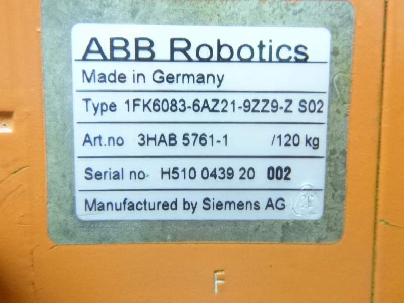  ABB ROBOTICS, SIEMENS 1FK6083-6AZ21-9ZZ9-Z S02 Flansch: 155 x 155 mm /Ø 95 mm gebraucht, geprüft  الصورة على Industry-Pilot