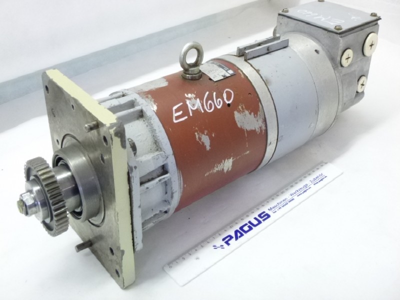 DC motor WMW 1213WSM2 85 08( 1213WSM28508 ) Flansch: 167 x 167 / 160 x 202 mm gebraucht ! photo on Industry-Pilot