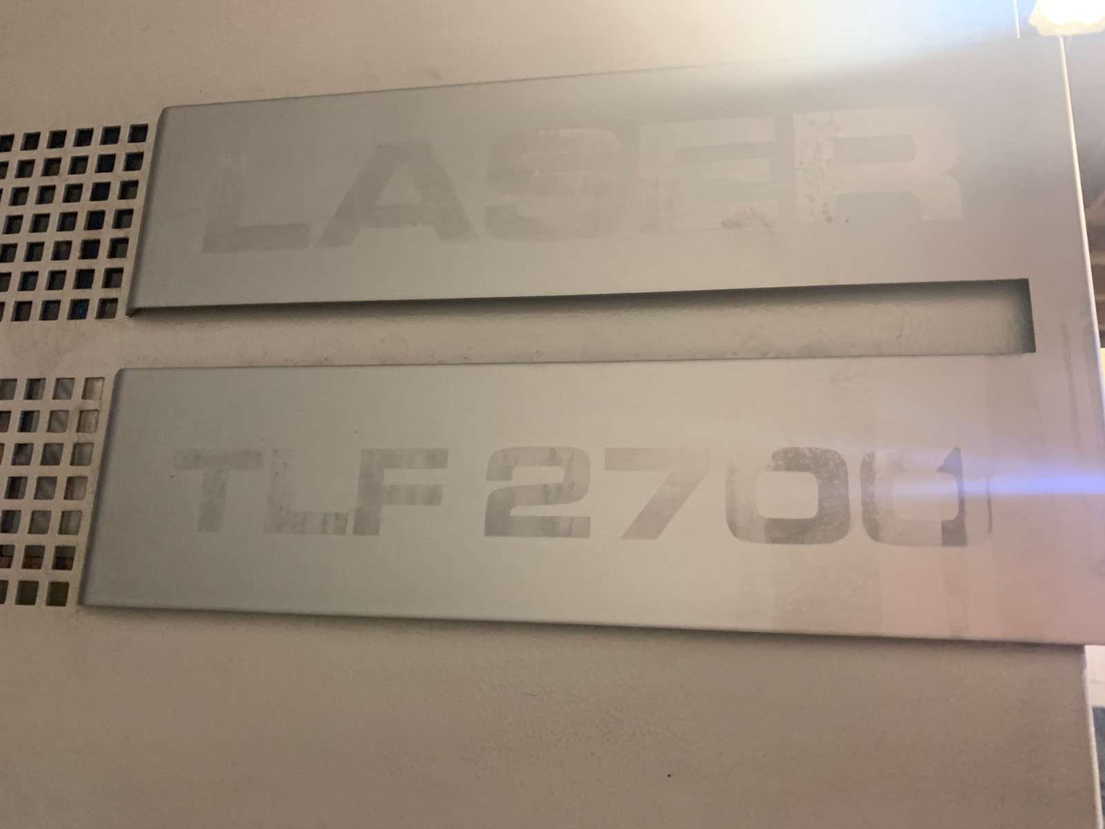 Laserschneidmaschine Trumpf L3030 Bilder auf Erdmann Export Import