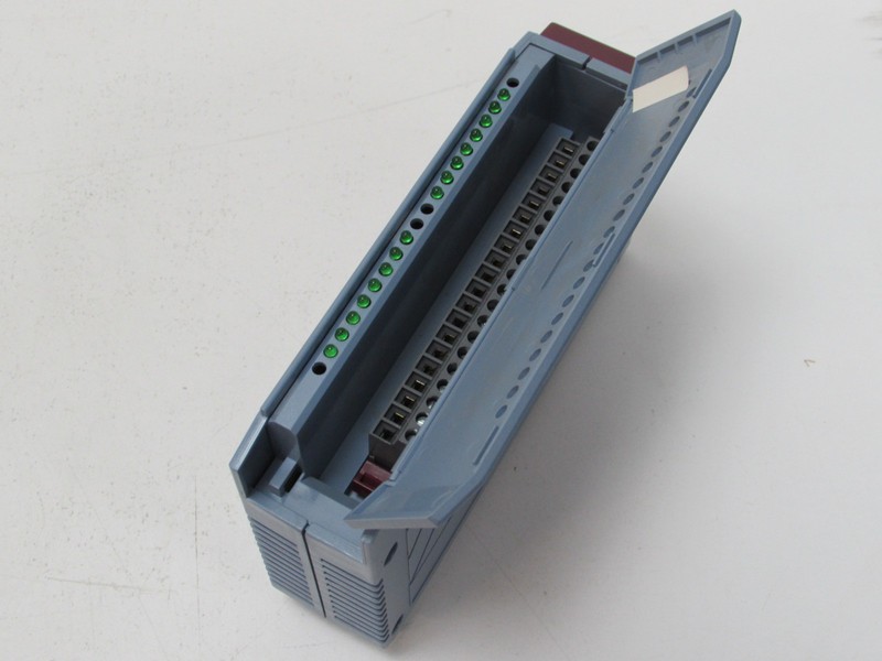 Module  B&R DI 475 3DI475.6 Digital Input Module DI475 REV. C TESTED neuwertig photo on Industry-Pilot