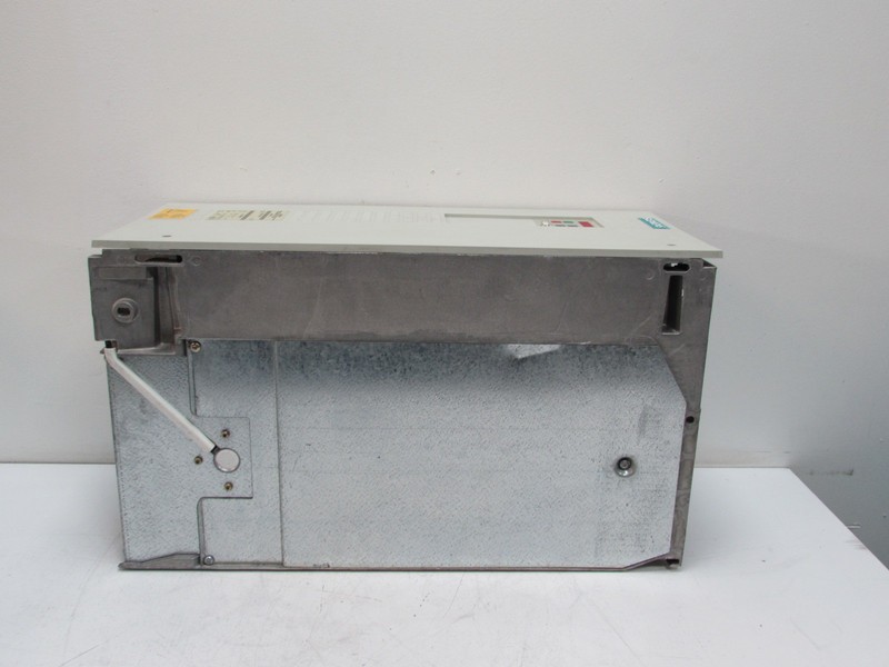 Frequency converter Siemens AC Drive Simovert VC 6SE7025-4CD60 Erz.-S: B 230V 54.0A Tested photo on Industry-Pilot