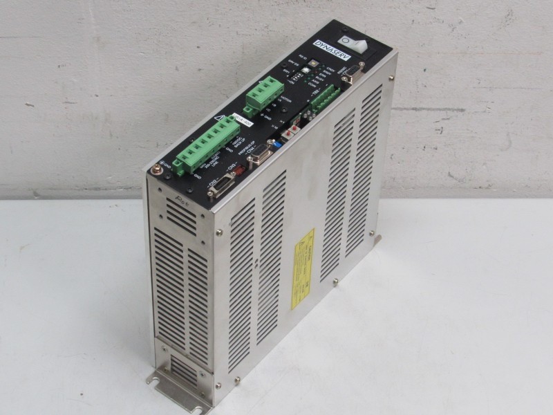 Frequency converter Yokogawa UR1A 400N-1KD-2P1-2 /CE/CN/BK/Z Servo Drive Actuator Neuwertig photo on Industry-Pilot