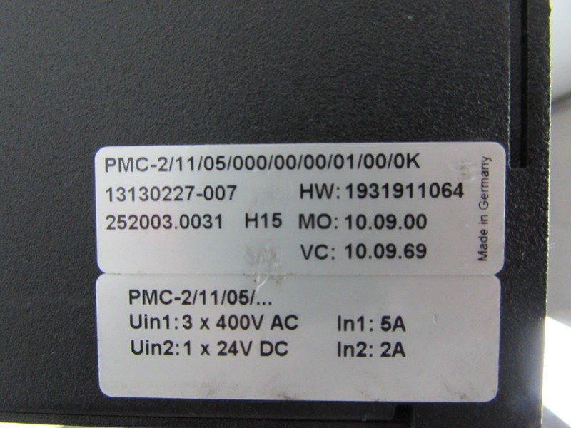 Frequency converter Elau Servo Drive PMC-2 PMC-2/11/05/000/00/00/01/00/0K 3x400V 5A Top Zustand photo on Industry-Pilot