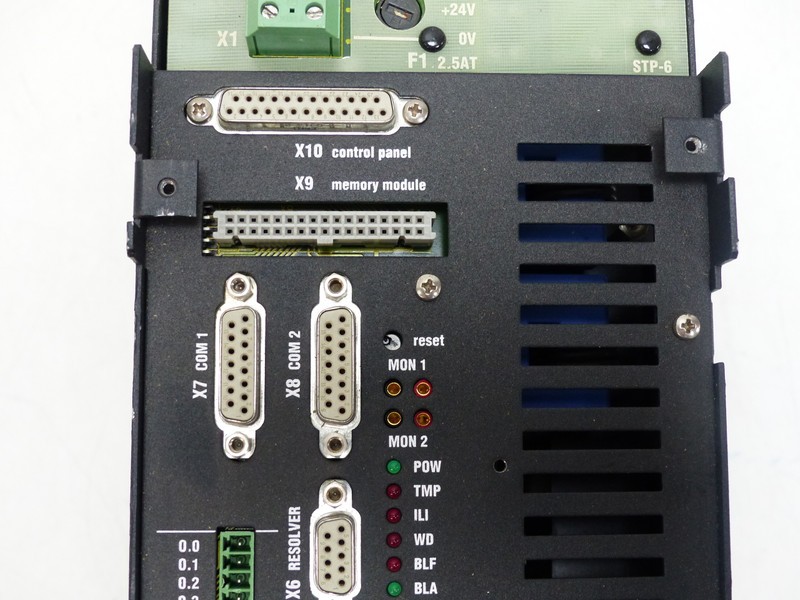 Frequency converter Elau Servo Drive PMC-2 PMC-2/11/05/000/00/00/01/00/0K 3x400V 5A Top Zustand photo on Industry-Pilot