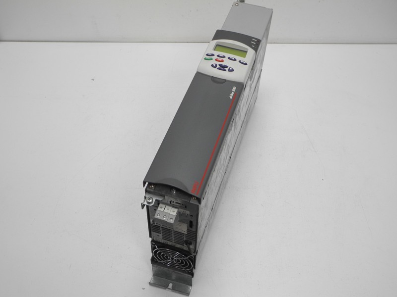 Frequency converter Rexroth Indramat REFU RD51.1-4B-003-L CFG-RD500-NN-NN FWA-R500-020-04VRS-MS-RD51 photo on Industry-Pilot