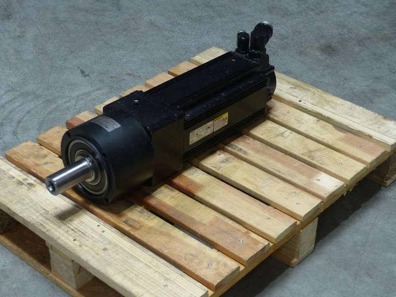 Servo motor Rexroth Servomotor MSK071E-0300-NN-S1-UG0-NNNN R911311489 + GTE160-NN1-008B-NN16 photo on Industry-Pilot