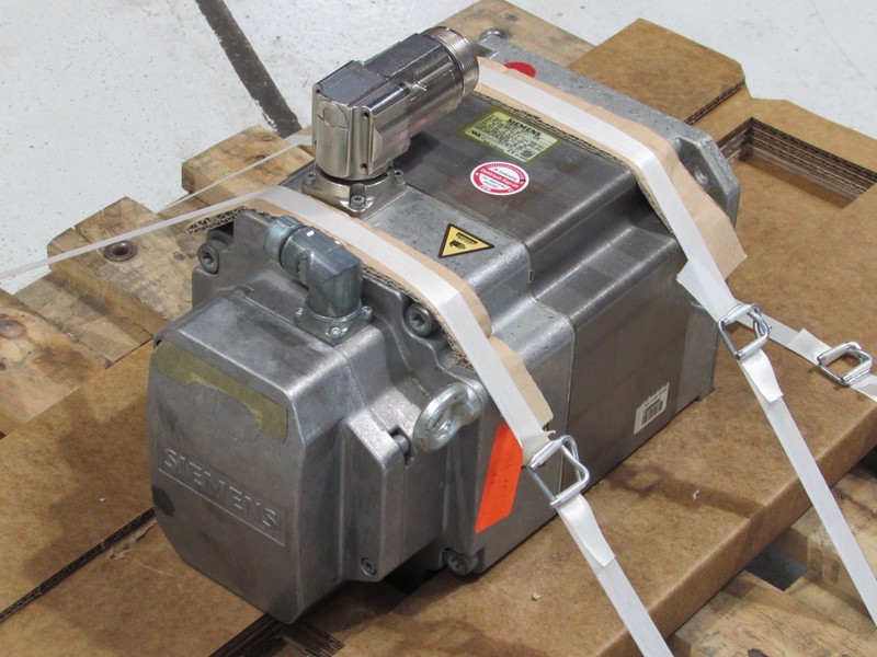  Siemens Servomotor 1FK7103-5AF71-1EH0 27,5A Nmax 5000/min Neuwertig TESTED الصورة على Industry-Pilot