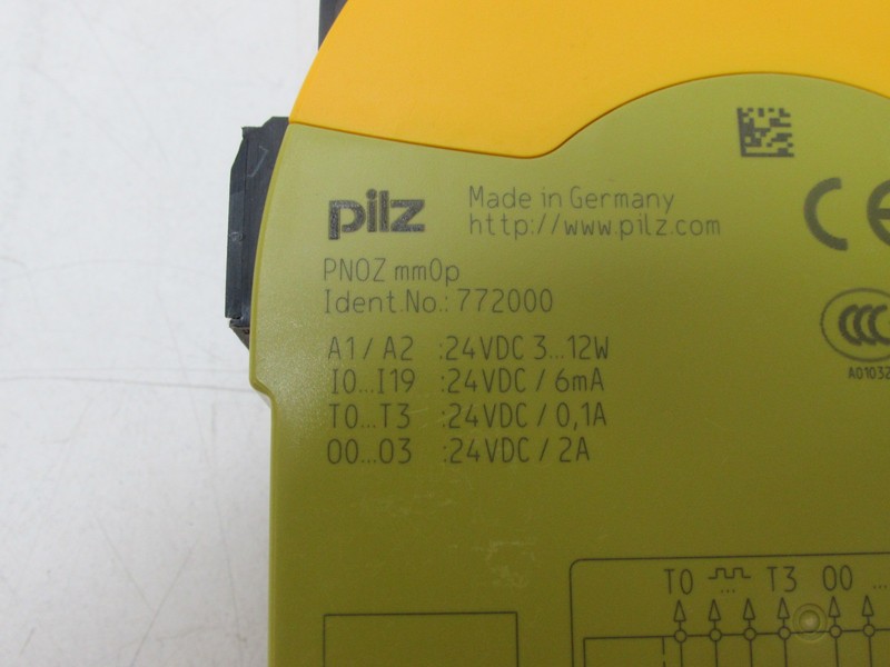  PILZ PNOZ  mm0p  24VDC ID No.: 777200 SPS Mini Kleinsteuerung Controller الصورة على Industry-Pilot