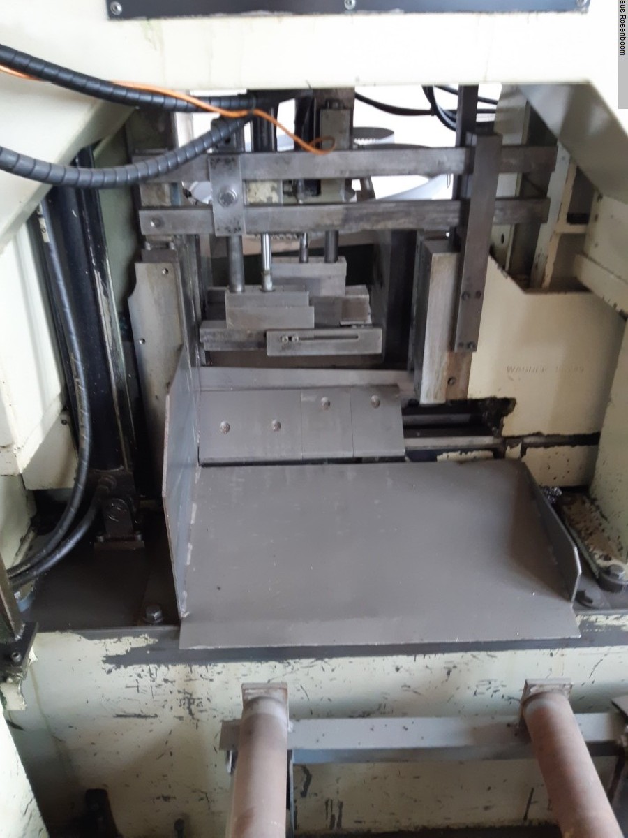 Bandsaw metal working machine - Automatic Wagner WPB 520 A photo on Industry-Pilot