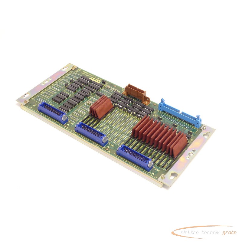 Carte (de circuit imprimé) Fanuc A16B-1210-0481 / 02A Board SN:H85A Images sur Industry-Pilot