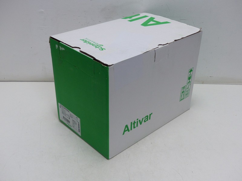 Частотный преобразователь Schneider Electric Altivar 212 ATV212WU55N4 5,5kW 400V 7,5HP IP55 UNUSED OVP фото на Industry-Pilot