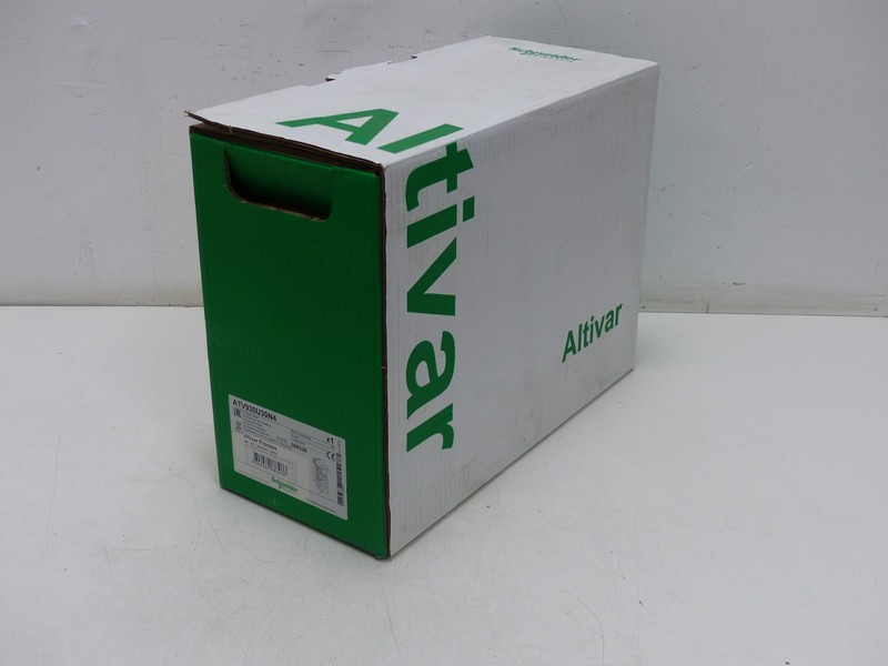 Frequency converter Schneider Electric Altivar Process ATV930U30N4 3kW 400V unbenutzt OVP photo on Industry-Pilot