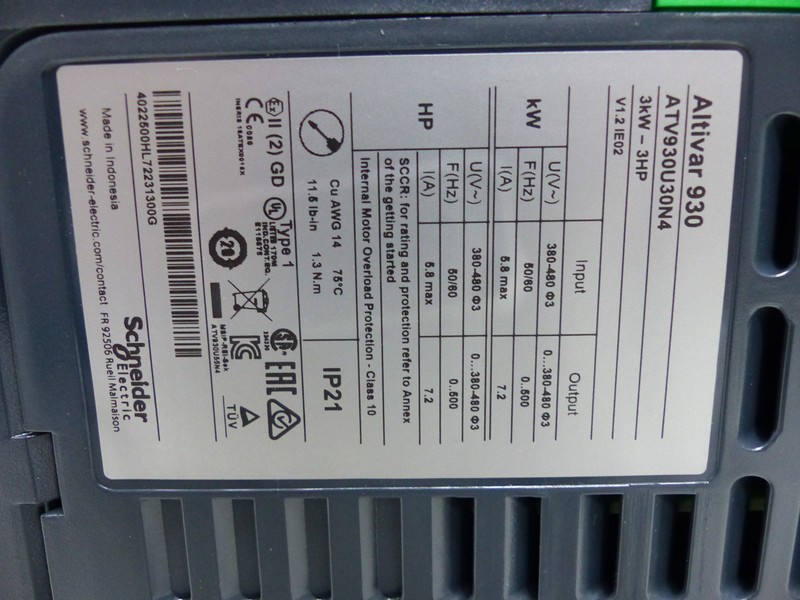 Frequency converter Schneider Electric Altivar Process ATV930U30N4 3kW 400V unbenutzt OVP photo on Industry-Pilot