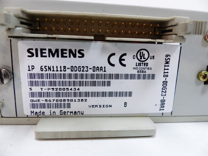 Control board Siemens Simodrive Regeleinschub 6SN1118-0DG23-0AA1 Version: B Top Zustand photo on Industry-Pilot