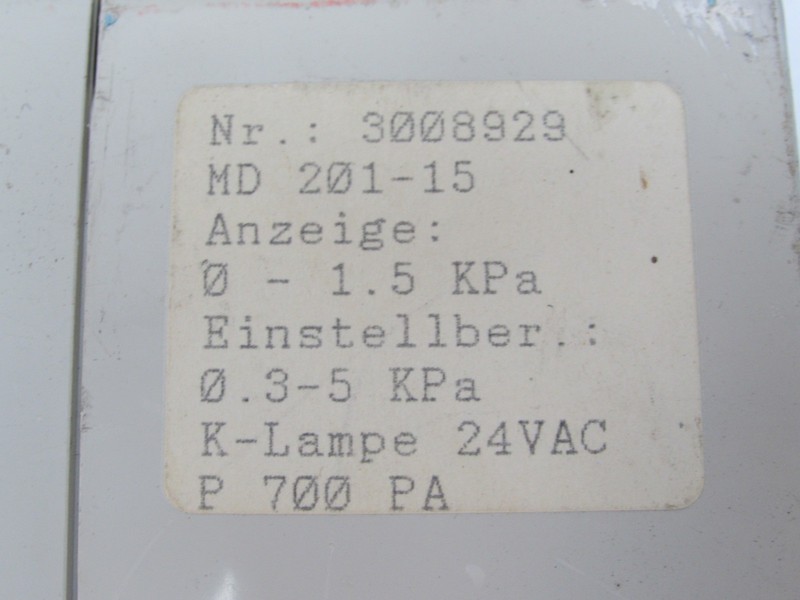 Частотный преобразователь MAGNEHELIC 3008929  MD201-15 Anzeige: 0-1.5KPa Einst.: 0.3-5KPa K-Lampe 24VAC фото на Industry-Pilot