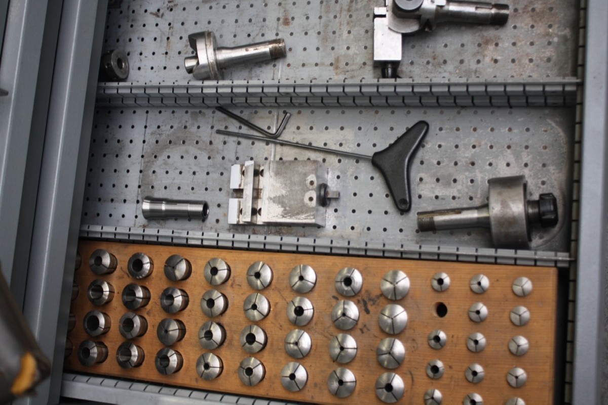 Tool grinding machine - universal EWAG WS 11 photo on Industry-Pilot