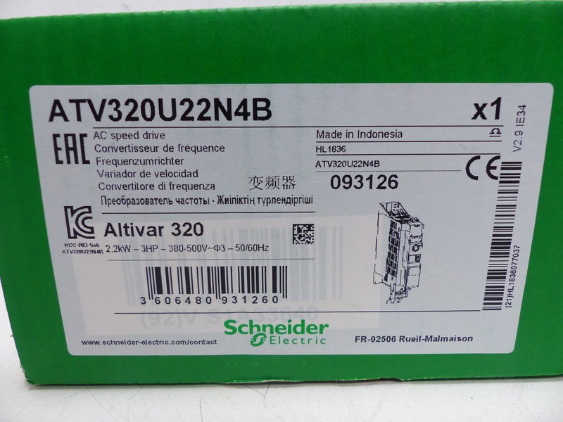 Frequency converter Schneider Electric Altivar 320 ATV320U22N4B 2,2kW 400V OVP unbenutzt Versiegelt photo on Industry-Pilot