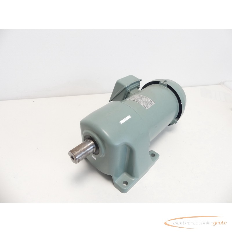 Servomotor Tsubaki GMT040L50B GEAR-Motor 0.4 KW-4P photo on Industry-Pilot