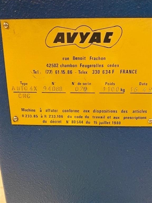 Bohrerschleifmaschine AVYAC Auto 4x CNC Bilder auf Industry-Pilot