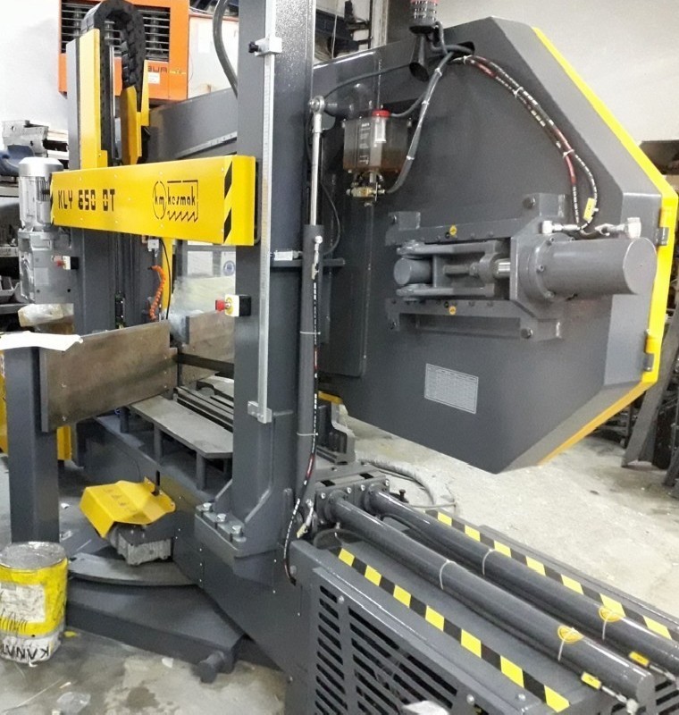 Bandsaw metal working machine - horizontal KM Kesmak KLY 2DT 650 photo on Industry-Pilot