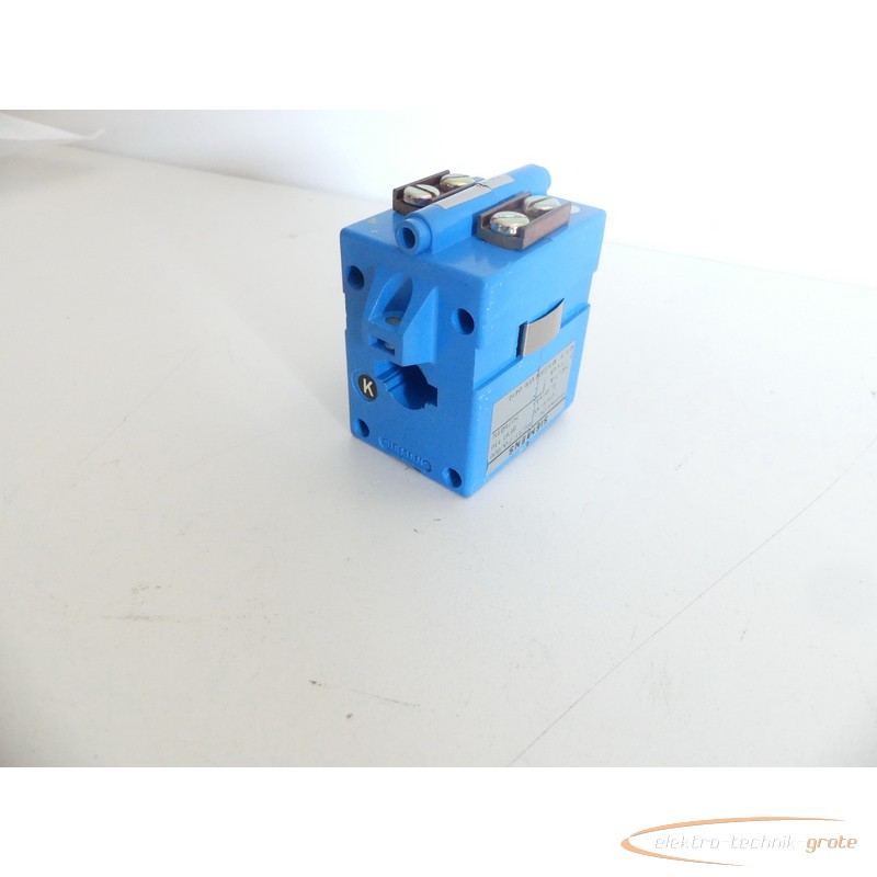 Servomotor Siemens 4NC1117-0CB20 AUFSTECKWANDLER KLASSE 1 SEK. 1A PRIMAER 100A 15VA photo on Industry-Pilot