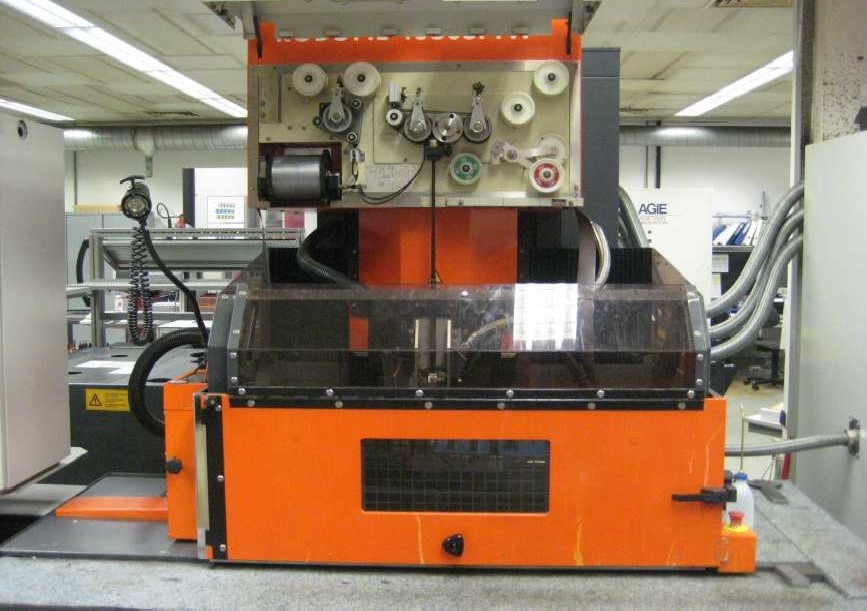Wire-cutting machine CHARMILLES Robofil 4030 Si TW photo on Industry-Pilot