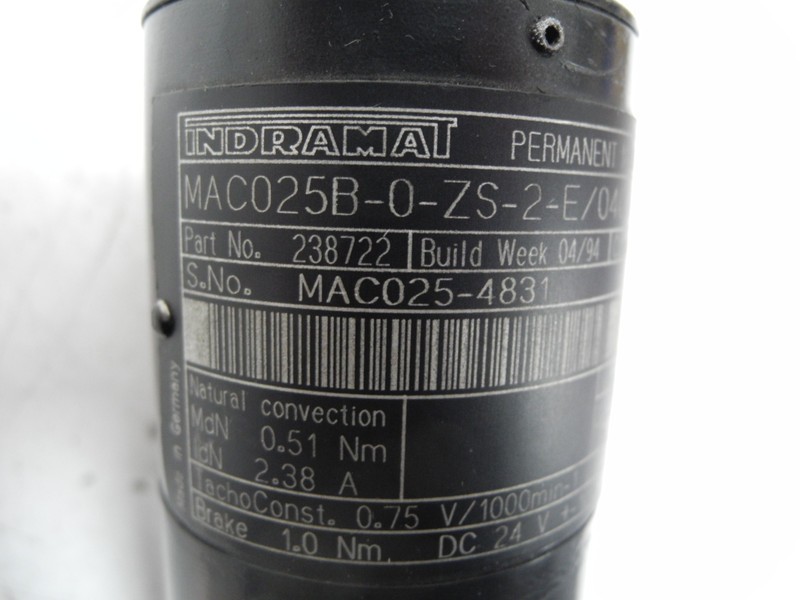 Серводвигатели Indramat Permanentmagnet Servomotor MAC025B-0-ZS-2-E/040-B-1/S001 Top Zustand фото на Industry-Pilot