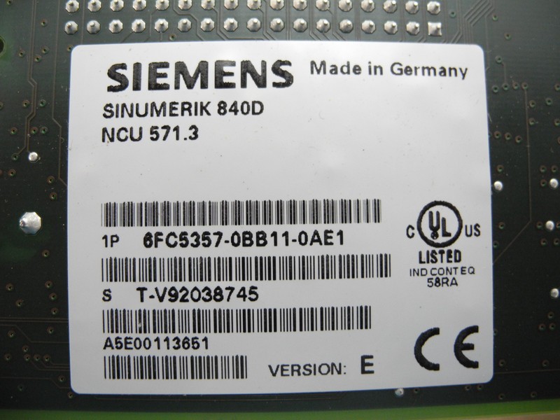 Серводвигатель Siemens Sinumerik 840D NCU 571.3 6FC5357-0BB11-0AE1 Version E NEUWERTIG фото на Industry-Pilot