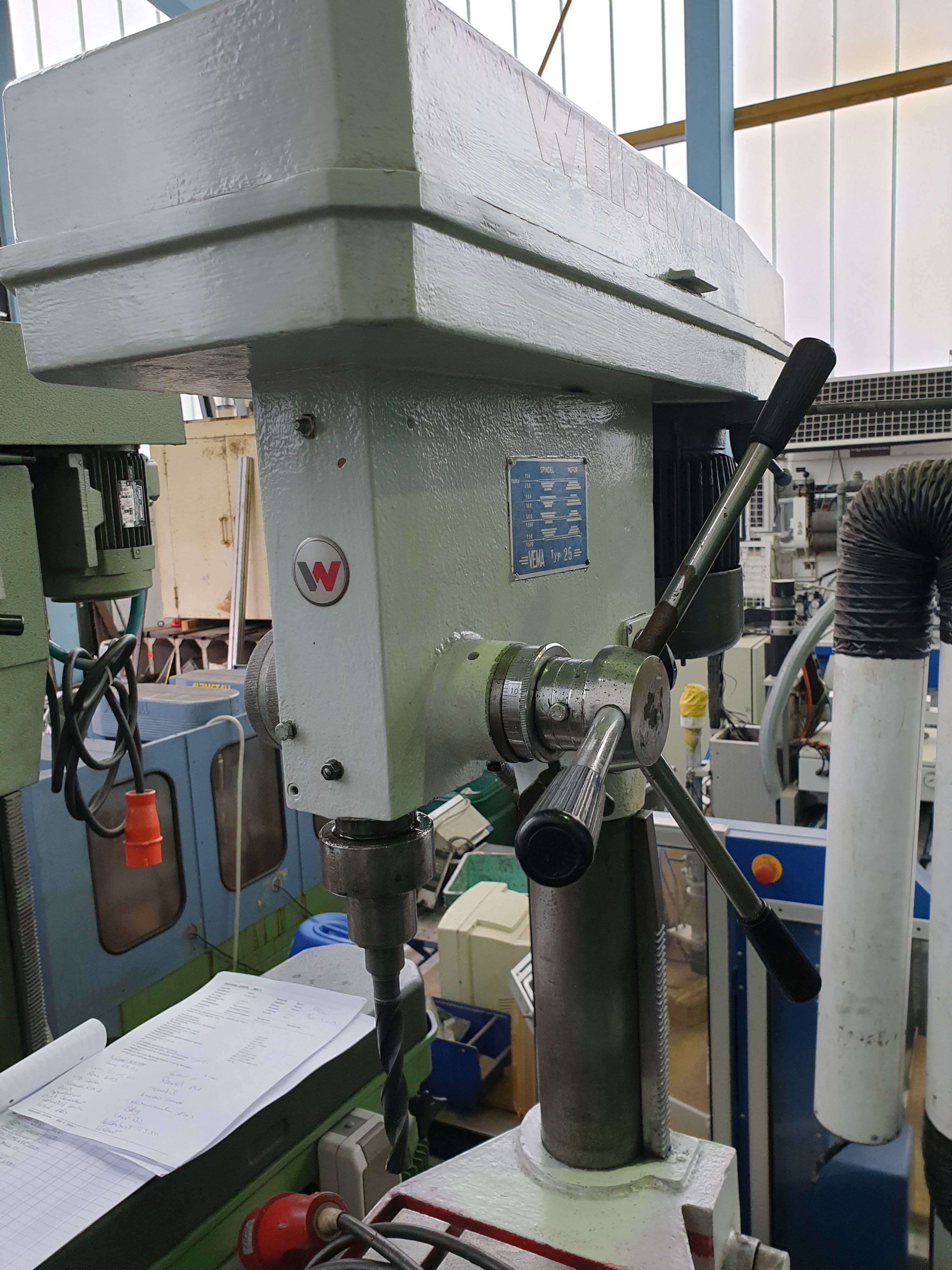 Säulenbohrmaschine VEMA 25 Bilder auf Industry-Pilot