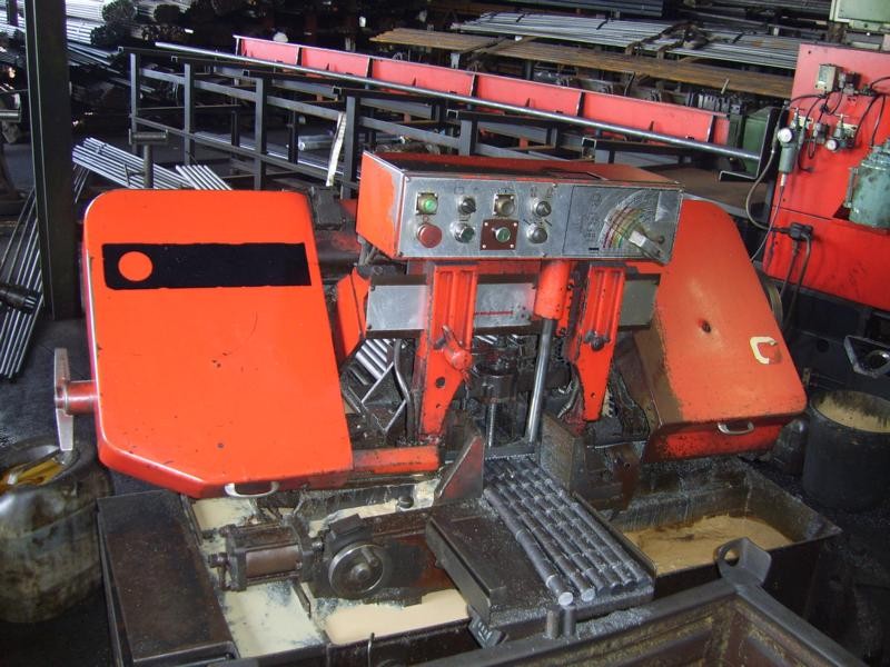 Automatic bandsaw machine - Horizontal AMADA HA 250 photo on Industry-Pilot