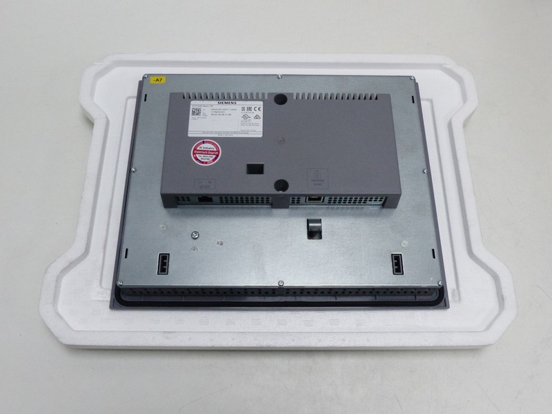  Siemens KTP1000 Basic PN 6AV6 647-0AF11-3AX0 6AV6647-0AF11-3AX0 TESTED NEUWERTIG фото на Industry-Pilot