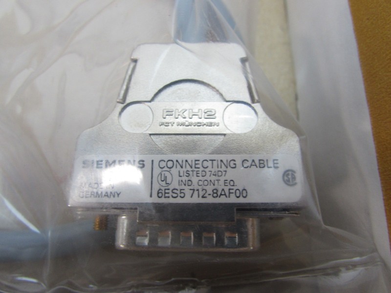  Siemens  S5 100U 6ES5 712-8AF00 Cable connector unbenutzt OVP фото на Industry-Pilot