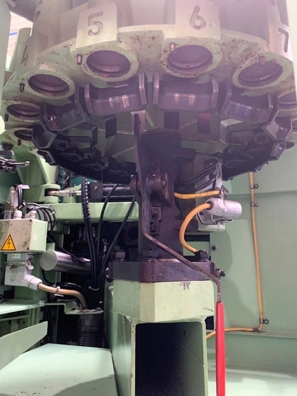 Machining Center - Universal MAHO 500 E 2 - CNC photo on Industry-Pilot