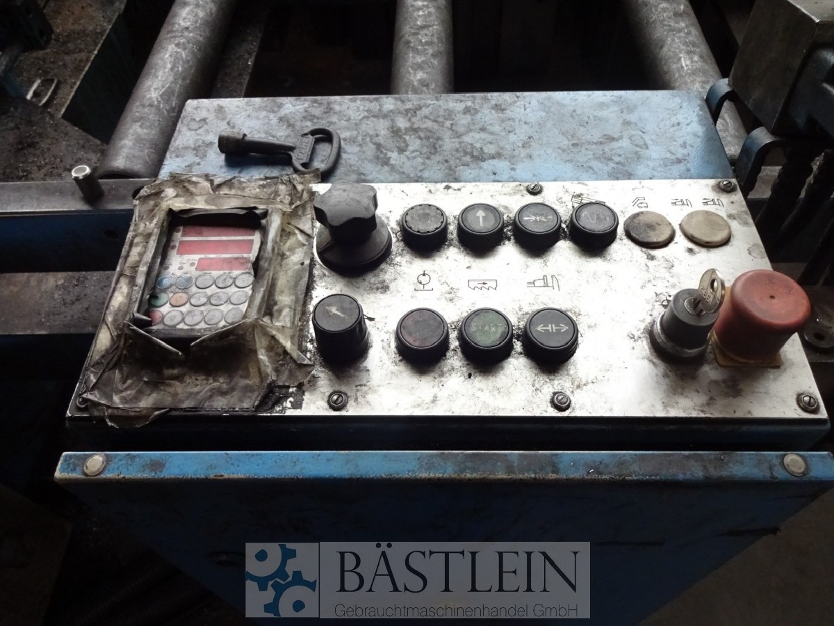 Bandsaw metal working machine - Automatic MEBA ECO 335 DG photo on Industry-Pilot