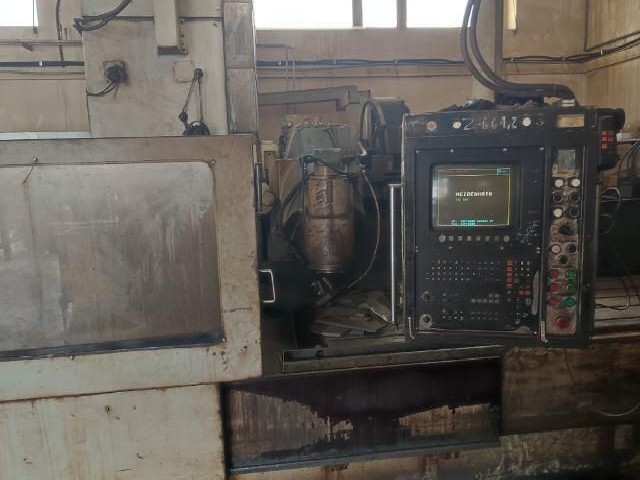 Продольно-фрезерный станок - универсальный TOS-KURIM FSQ 80  x 30 CNC фото на Industry-Pilot