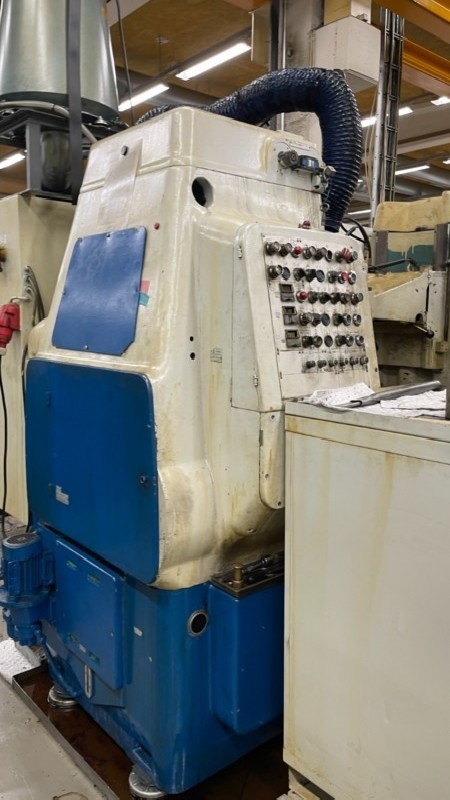 Zahnrad-Abwälzfräsmaschine - vertikal PFAUTER P 630 Bilder auf Industry-Pilot