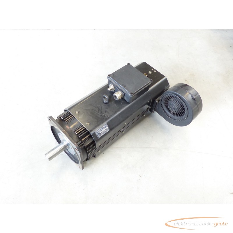 Servomotor Indramat 2AD132D-B05LA3-AS03-A3N3 Motor SN:2AD132-13176 photo on Industry-Pilot