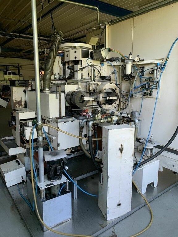 Круглошлифовальный станок бесцентровой NOMOCCO VSR 4 s-250 CNC 5 фото на Industry-Pilot