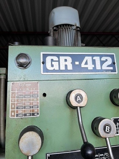 Radialbohrmaschine INFRATIREA- ORADEA, RUMäNIEN GR 412 Bilder auf Industry-Pilot