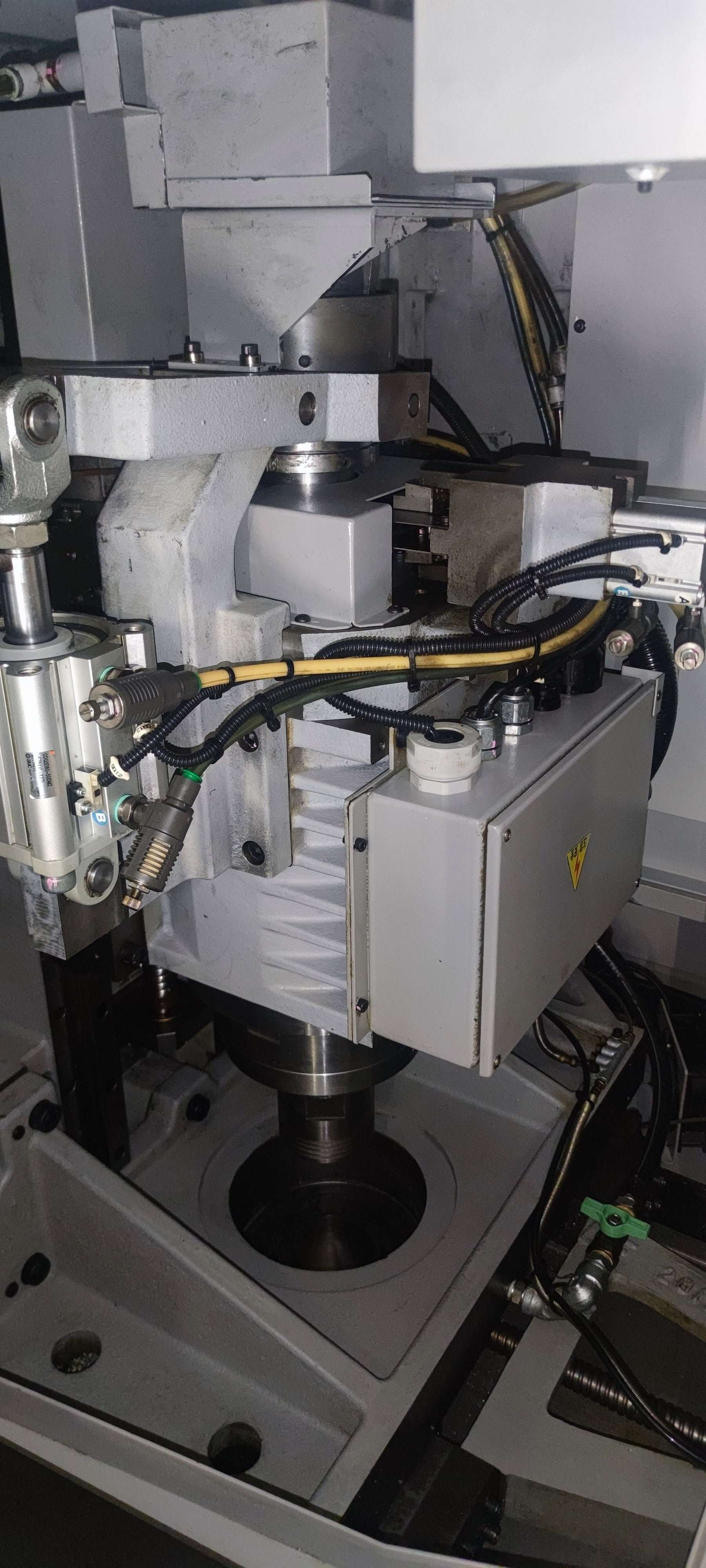 CNC Drehmaschine Tsugami BO385LE Bilder auf Industry-Pilot