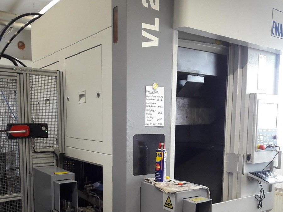 Вертикальный токарный станок EMAG VL 2 - Y BMT 55 фото на Industry-Pilot