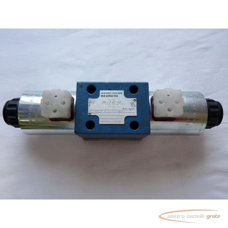 Rexroth MANNESMANN REXROTH 4WE10 / 4WE10W32/CG24N9K4 Regelventil 24VDC фото на Industry-Pilot