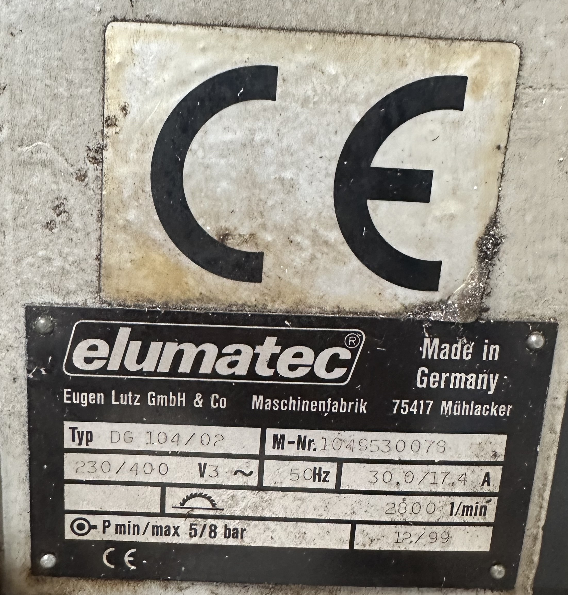 Doppelgehrungssäge ELUMATEC DG 104/02 Bilder auf Industry-Pilot